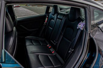 Tesla Model 3 Long-Range Dual Motor AWD - 16