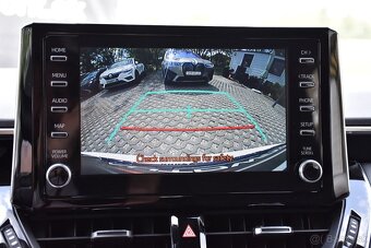 Toyota Corolla Kombi TS 2.0 HYBRID E-CVT SR 2021 DPH - 16