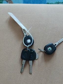 Skoda fabia 6Y - 16
