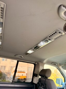 VW T5 Caravelle 1,9TDI, manuál Camper - 16