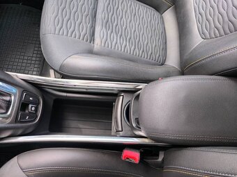 Opel Zafira 2.0 CDTI 170k Cosmo AT6 - 16
