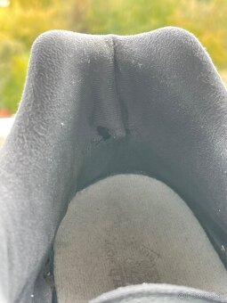 New Balance 9060 | EUR 44,5 - 16