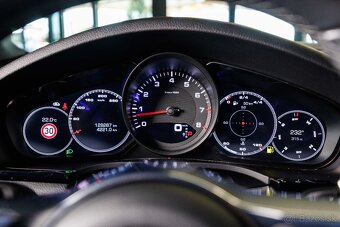 Porsche Cayenne 3.0 4X4 - 16