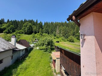 Priestranný rodinný dom v Ludrovej pri Ružomberku - 16