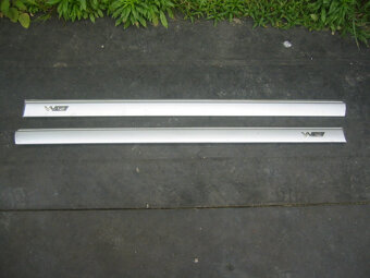 AUDI A8 D2 6.0 W12 309kw krátká i long - díly - 16