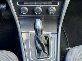 Volkswagen Golf VII Variant 1.6TDI DSG Facelift 2017 - 16