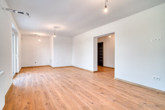 Na predaj 3-izbový rodinný dom v Jaslovských Bohuniciach - 16