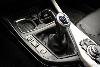 BMW Rad 1 120d xDrive 135kW - 16