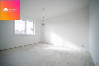 ALL PERFECT|Výnimočný rodinný dom v slepej ulici v Galante n - 16