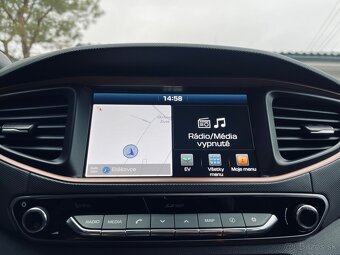 Hyundai Ioniq Electric BEV - 16