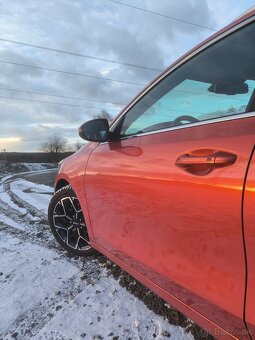 Predám KIA CEED SW GT - Line - 16