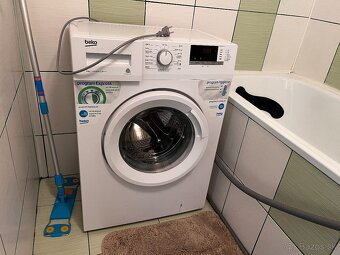 Prenájom slnečný 2 izbový byt s krásnym výhľadom v Lučenci - 16