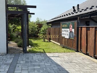 3 izbový MEZANÍN, 96 m2, Sabinov, pozemok 619 m2 ( 1/2 ) - 16