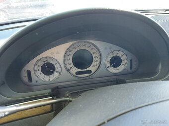 Mercedes E W211 350i 3,5i 200kw kód motora: 272.972 - 16