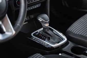 KIA CEED SW 1.6CRDI 2023 ZÁRUKA 76000km DPH - 16