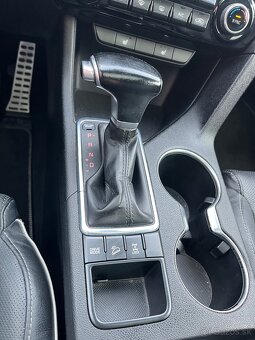 KIA Sportage 2.0 CRDi GT-Line = 4WD (4x4), A/T Panoráma = - 16