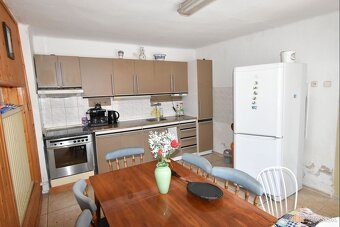 Dubová: na predaj rodinný dom na pozemku 1.926m2 - 16