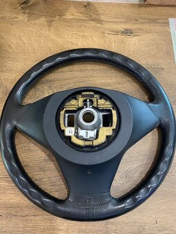 BMW Sport volant e60 e61 pod kľúč s airbagom - 16