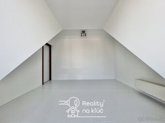 Na prenájom krásny 4-izbový mezonetový byt s terasou v centr - 16