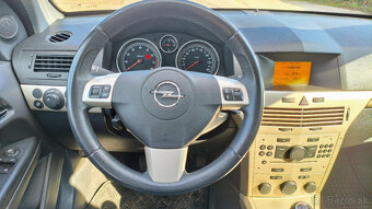 Opel Astra H 2007 benzin 1.6 16V 85kW / 307 000 km - 16