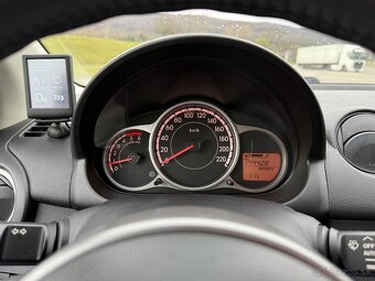 Mazda 2 1.6CD SPORTS-LINE - 16