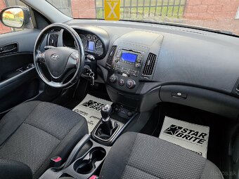 Hyundai i30 1.6 CRDi Facelift mod. 2011 Nová STK SK ŠPZ - 16