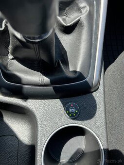 Hyundai i30 Benzín+LPG, 2014, 73 kW, 125927 km - 16