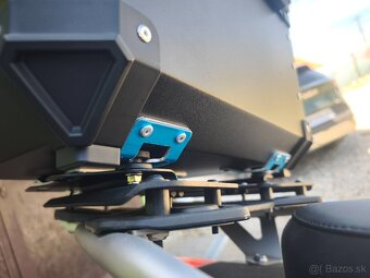 Kufor na motocykel Topcase + platňa - 16