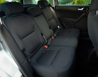 ŠKODA YETI 2.0 TDI 4x4 125kW - EXPERIENCE -XENON, ŤAŽNE - 16