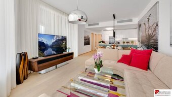 REB.sk Prenájom 4 izb. byt,127 m2,Sky park, Továrenská ul, S - 16