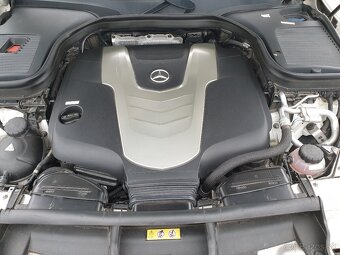 Mercedes Benz GLC 350d 4MATIC AT - 16