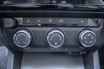 Škoda Octavia 1.6 TDI 81kW Ambition - 16