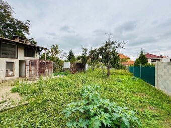 NA PREDAJ DVOJPODLAŽNÝ RODINNÝ DOM V SKALICI, ul. Bajanova - 16