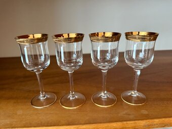 Rôzne starožitné sklo - 16