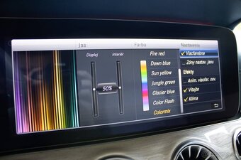 Mercedes-Benz E trieda Kupé 200 4matic A/T - 16