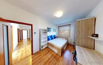 Jedinečná ponuka - bývanie s podnikaním - RD + prevádzka - 16