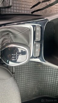 Opel Crossland (X) - 16