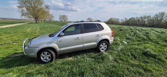Hyundai Tucson 2,0 CRDi VGT - 16