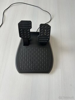 Xbox One X 1TB + 2 ovládače + Xbox účet s hrami - 16