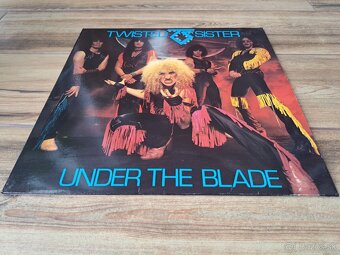 Lp METALOVÉ / LP ROCKOVÉ - 16