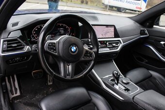 BMW Rad 3 320d xDrive A/T MPacket. AJ NA SPLÁTKY - 16