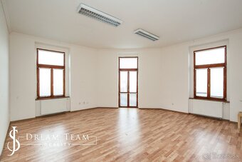 Krásna viacúčelová budova vo výbornom stave v centre, Šahy - 16