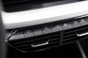 Skoda Octavia Lim. IV 1.5TSI e-TEC 110kW DSG7 Amb 10/2023 - 16