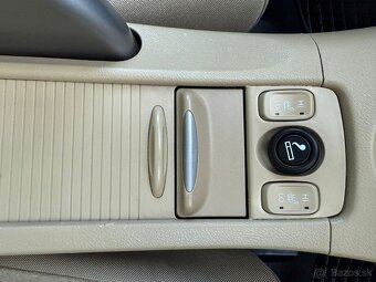 Honda Civic 1.8 Benzín Automat - 16
