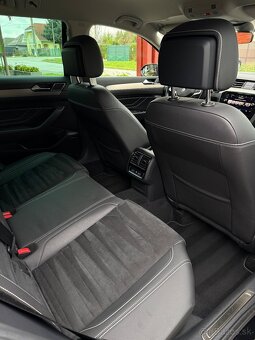 VW Passat Elegance 2.0TDi Dsg 110kw VIRTUAL/ŤAŽNÉ/MATRIX - 16