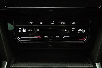 Volkswagen Passat Variant 2.0 TDI DSG EVO Elegance - 16