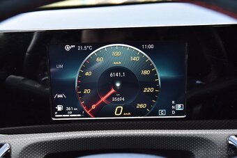 Mercedes Benz CLA 200 BENZÍN SHOOTING_BRAKE A/T SR DPH - 16