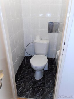 Prenájom 2 izb. bytu v BA I s parkovaním bezplatne - 16