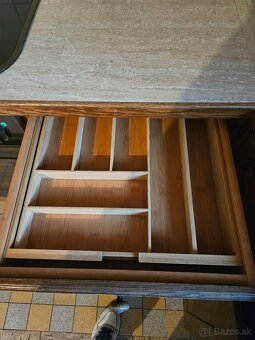 Masívna kuchynská linka z Nemecka so spotrebičmi - 16