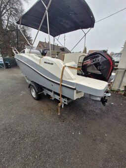 motorová loď QUICKSILVER ACTIV 555 CABIN - 16